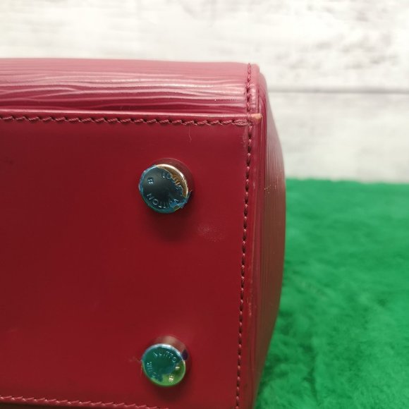 AUTHENTIC LOUIS VUITTON BREA MM EPI HANDBAg - Picture 10 of 16